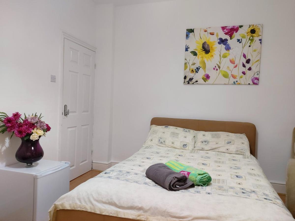 Spacious Double Room In Anfield ليفربول المظهر الخارجي الصورة